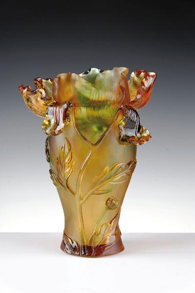 Hand cut crystal vase - Vase cristal                                                                                    