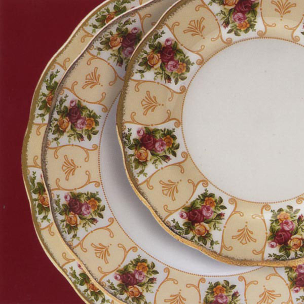 111 Cameo: 12 rim soup 24cm - 24 plates 27cm - 24 dessert 20cm